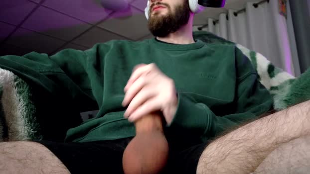 digbicknik big Webcam SHOW @ Chaturbate 06-09-2025