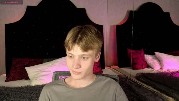 louie_evans bigballs Webcam SHOW @ Chaturbate 05-09-2025
