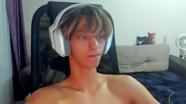 ostin_meoww fuckher Webcam SHOW @ Chaturbate 06-09-2025