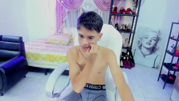 aron_boyy yummy Webcam SHOW @ Chaturbate 07-09-2025