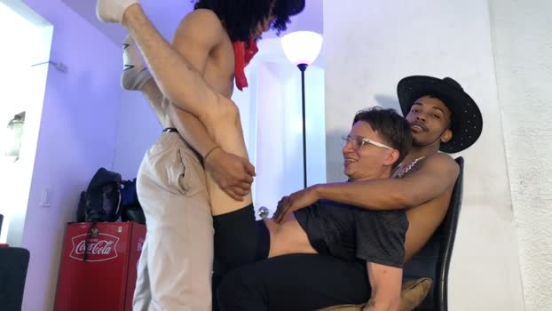 boys_milan sweet Webcam SHOW @ Chaturbate 06-09-2025