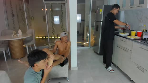 boysdeluxemilitary naughty Webcam SHOW @ Chaturbate 07-09-2025