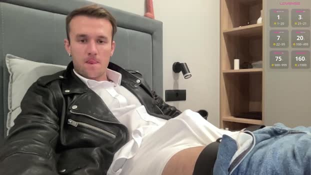 cute_skywalker deep Webcam SHOW @ Chaturbate 06-09-2025