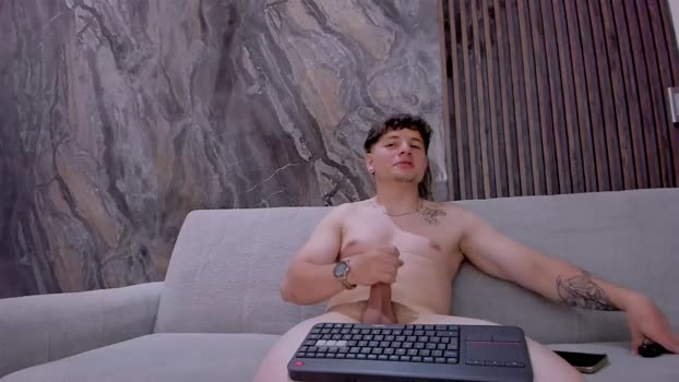 heteros_men kiss Webcam SHOW @ Chaturbate 07-09-2025