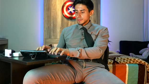 andrew_elliot fingers Webcam SHOW @ Chaturbate 08-09-2025