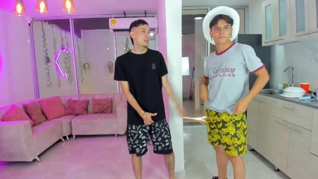boysdeluxemilitary wank Webcam SHOW @ Chaturbate 09-09-2025