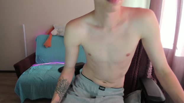 guy_liam1 suckshow Webcam SHOW @ Chaturbate 09-09-2025