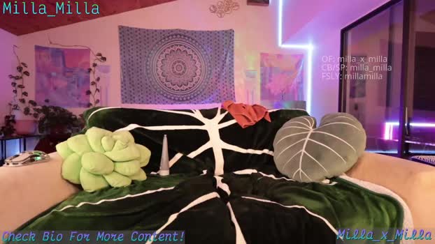 milla_milla gay Webcam SHOW @ Chaturbate 09-09-2025