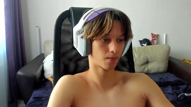 ostin_meoww big Webcam SHOW @ Chaturbate 10-09-2025