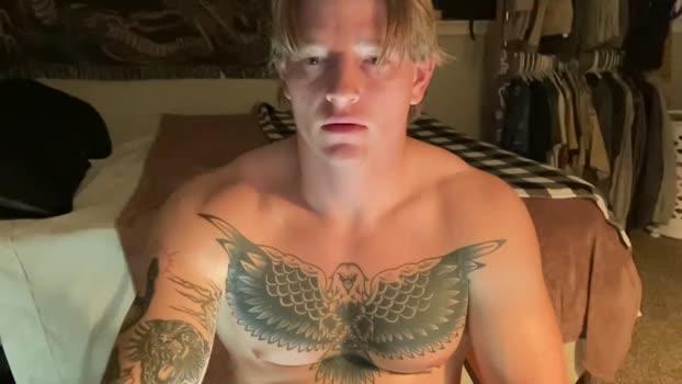 tattedprettyboybwc kissing Webcam SHOW @ Chaturbate 11-09-2025