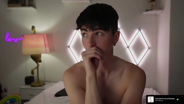 alfiegreenxxx Recorded Webcam SHOW @ Chaturbate 13-09-2025