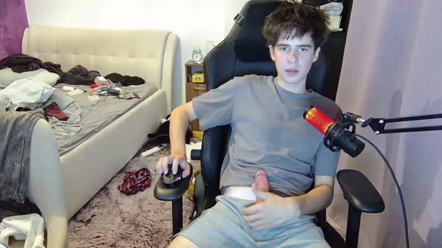 vinnie_06 toys Webcam SHOW @ Chaturbate 12-09-2025