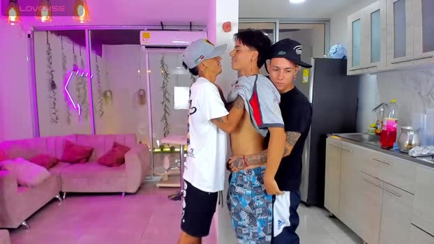 boysdeluxemilitary bigballs Webcam SHOW @ Chaturbate 14-09-2025