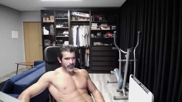 latino23bom fuckhard Webcam SHOW @ Chaturbate 13-09-2025