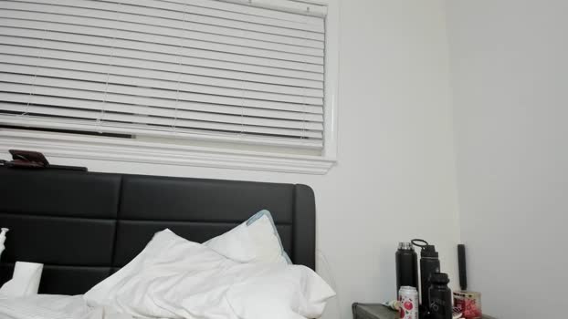 leo_wildd suckshow Webcam SHOW @ Chaturbate 15-09-2025