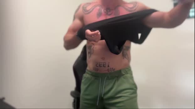 bigsnakeman1995 strip Webcam SHOW @ Chaturbate 16-09-2025
