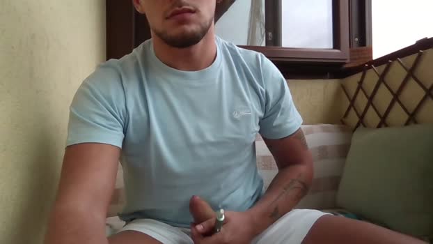 roberto_twink1 show Webcam SHOW @ Chaturbate 17-09-2025