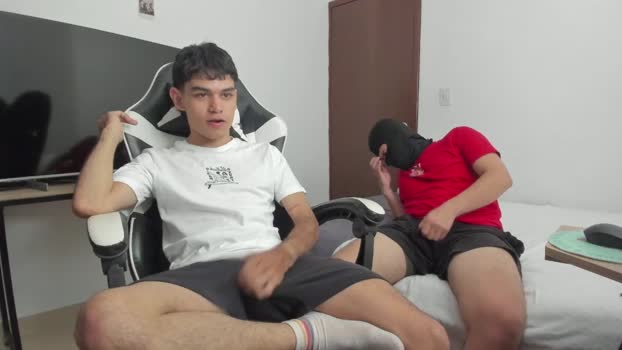 ronaldmq20 Topless Webcam SHOW @ Chaturbate 16-09-2025