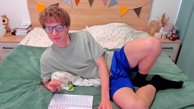 lanny_fandi bigtoys Webcam SHOW @ Chaturbate 18-09-2025