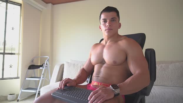 maximohoot fuckher Webcam SHOW @ Chaturbate 17-09-2025