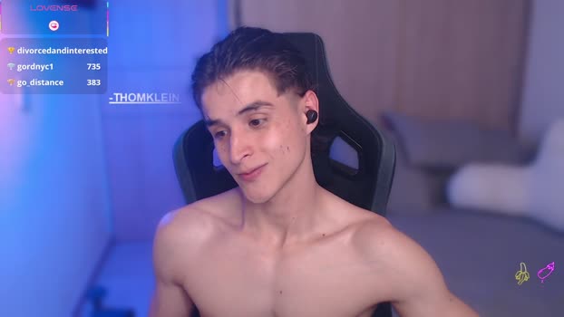 thomklein fingers Webcam SHOW @ Chaturbate 18-09-2025