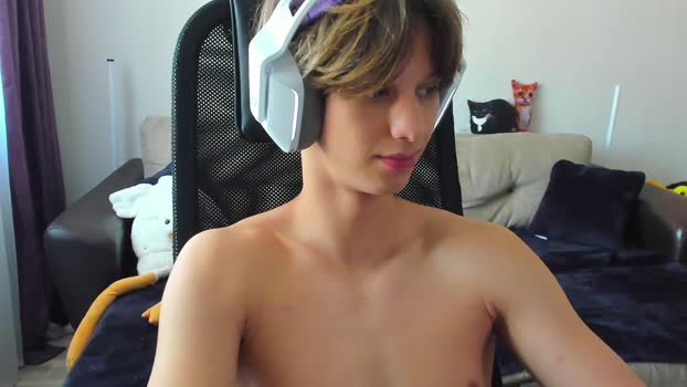 ostin_meoww kissing Webcam SHOW @ Chaturbate 19-09-2025