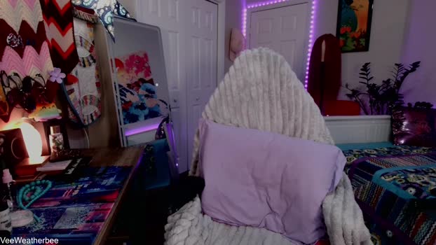 veeweatherbee toys Webcam SHOW @ Chaturbate 19-09-2025