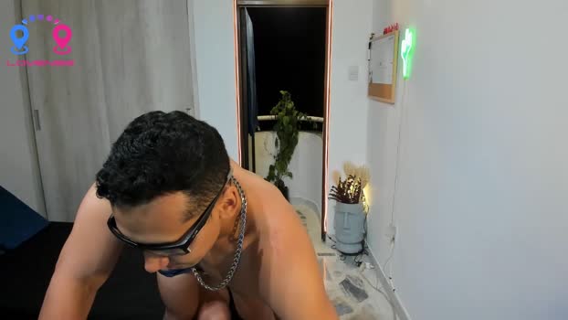 travis_bakerr sexybody Webcam SHOW @ Chaturbate 20-09-2025