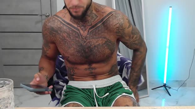 maxi_foxxx show Webcam SHOW @ Chaturbate 22-09-2025