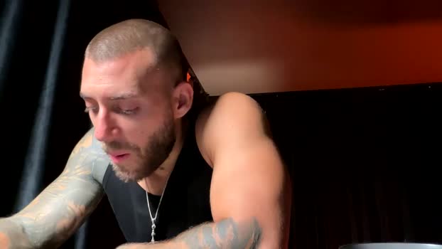 c_o_n_q_u_e_r bigtoys Webcam SHOW @ Chaturbate 23-09-2025