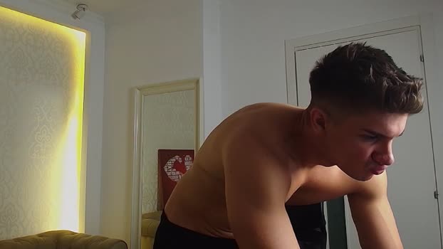 maxkaiden Porn Webcam SHOW @ Chaturbate 23-09-2025