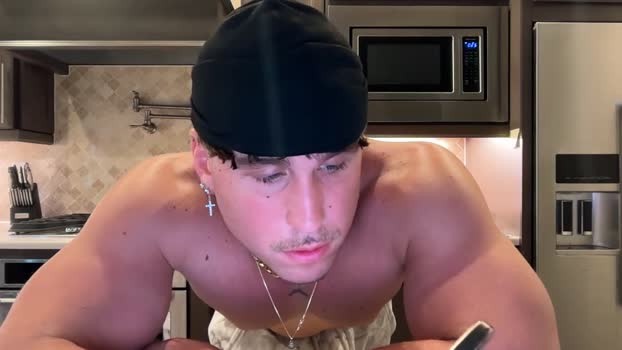 hungkingg22 sexyfeet Webcam SHOW @ Chaturbate 23-09-2025