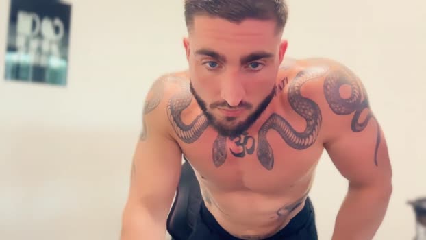 bigsnakeman1995 toy Webcam SHOW @ Chaturbate 25-09-2025
