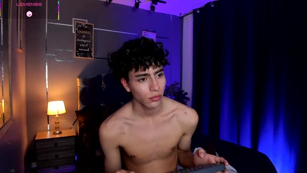 chrristopher77 horny Webcam SHOW @ Chaturbate 24-09-2025