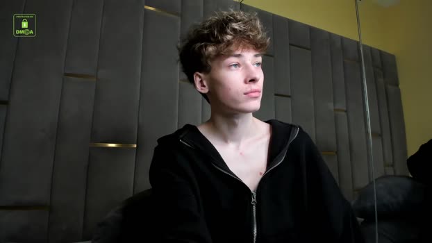 curlytwinkboy wank Webcam SHOW @ Chaturbate 26-09-2025