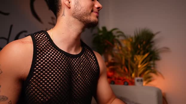 noha_miler gay Webcam SHOW @ Chaturbate 26-09-2025