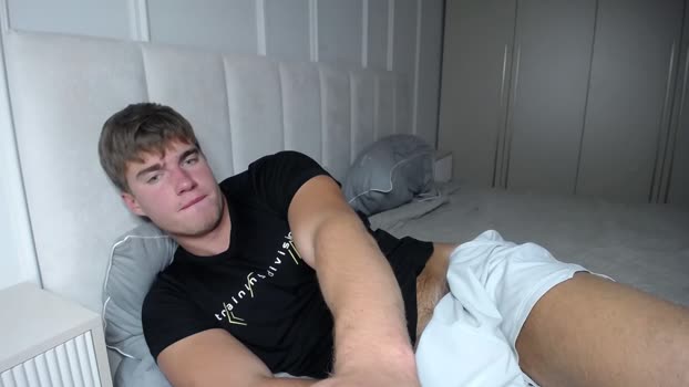 megamaxxxl cute Webcam SHOW @ Chaturbate 27-09-2025