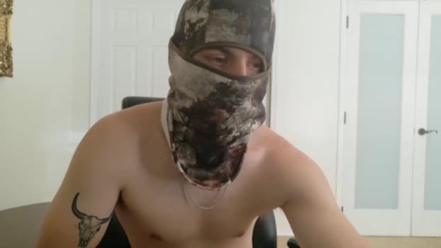 militaryfratboy strip Webcam SHOW @ Chaturbate 29-09-2025