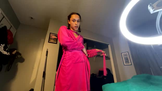 yungfemslut beauty Webcam SHOW @ Chaturbate 01-10-2025