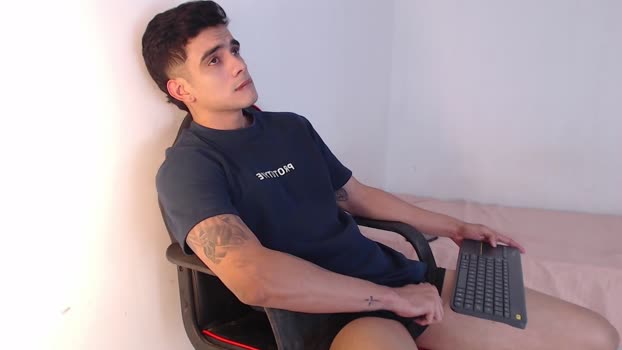 adama_soa sexyfeet Webcam SHOW @ Chaturbate 02-10-2025