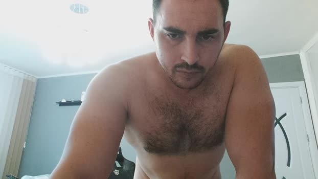 djmute bigtoys Webcam SHOW @ Chaturbate 02-10-2025