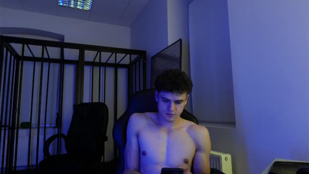 eric_poston Topless Webcam SHOW @ Chaturbate 01-10-2025