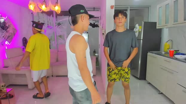 boysdeluxemilitary jerkoff Webcam SHOW @ Chaturbate 03-10-2025