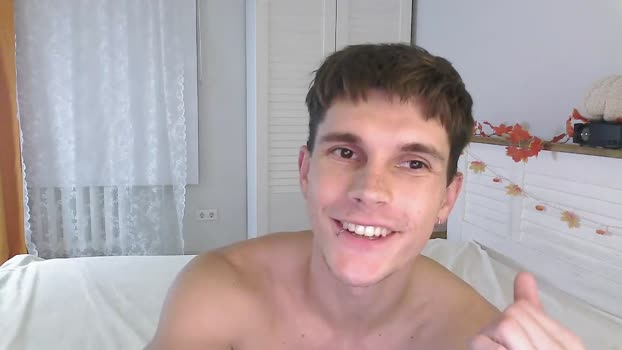 eric_crush Cam Webcam SHOW @ Chaturbate 02-10-2025