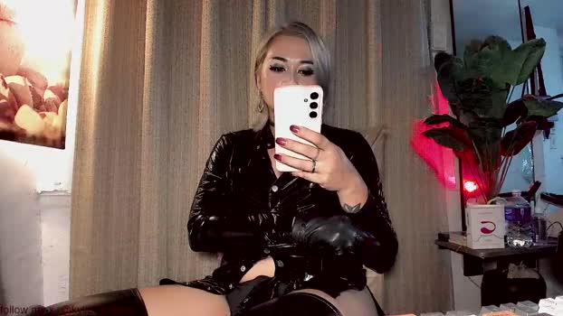 kylie_iyutera analtoy Webcam SHOW @ Chaturbate 03-10-2025