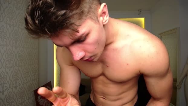 maxkaiden orgasm Webcam SHOW @ Chaturbate 03-10-2025