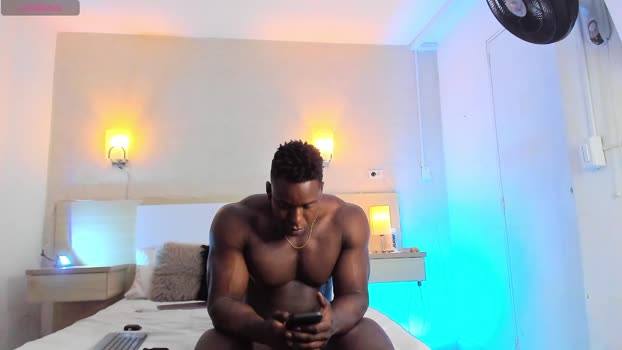 rogger_physique handsome Webcam SHOW @ Chaturbate 03-10-2025