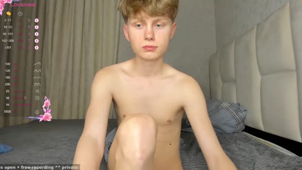 christian_di0r amateur Webcam SHOW @ Chaturbate 03-10-2025