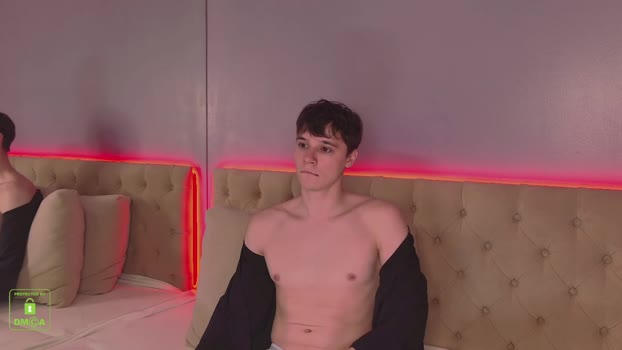 hugebangins_ juicy Webcam SHOW @ Chaturbate 04-10-2025