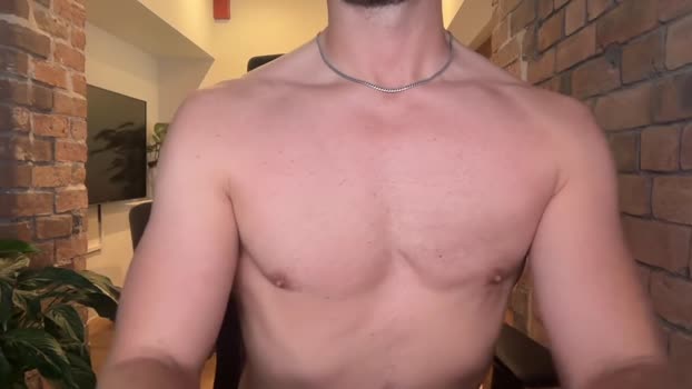 mcr8080 big Webcam SHOW @ Chaturbate 04-10-2025